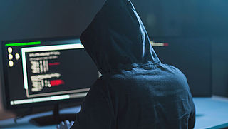 Utrechter opgepakt voor maken en verkopen foute software
