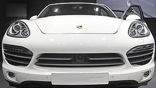 Pas op voor snelwegoplichter in Porsche!