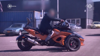 Total loss verklaarde trike na dodelijk ongeval opnieuw te koop aangeboden met teruggedraaide teller