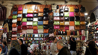 Europol rolt criminele bende op die in namaakproducten handelde