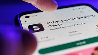 De Consumentenbond dient klacht in tegen SHEIN, samen met 24 andere Europese consumentenorganisaties