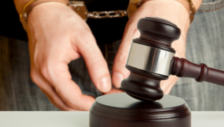 Vanaf 2 december op NPO Start! Dossier Opgelicht?! - Een spoor van vernieling