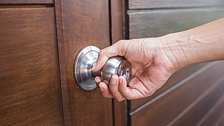 Trap niet in babbeltruc over 'een lichte aanrijding'