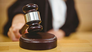 Ex-voorman politie staat terecht voor buitensporige uitgaven