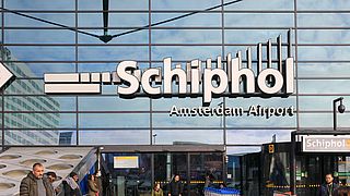 De Consumentenbond onderzocht: ‘Schiphol misleidt consumenten met nepkortingen’
