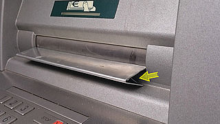 Wees bij het pinnen alert op 'cash trapping'