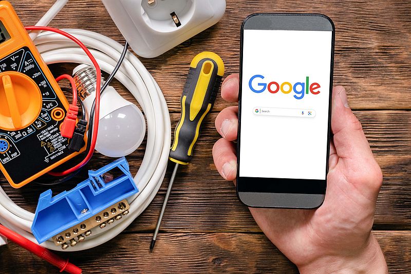 Nep-elektriciens kopen hoge plek op Google