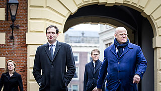 Kabinet overweegt verbod op contante betalingen boven € 3.000,-