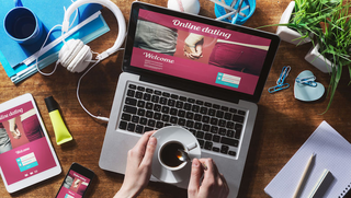 Compensatie voor duizenden gedupeerden van misleidende datingwebsites