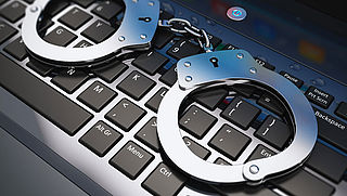 Nederland levert beruchte hackverdachte uit aan V.S.