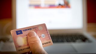 Valse e-mail uit naam van RDW vraagt om foto rijbewijs