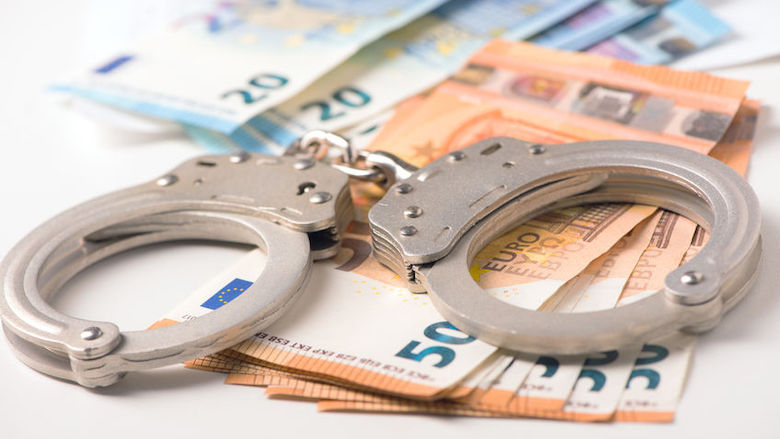 Ex-werknemer grote Nederlandse bank veroordeeld als kopstuk phishingbende