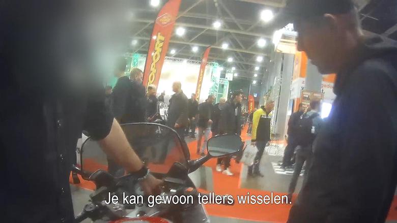Foto_6__Tellerswisselen.jpg