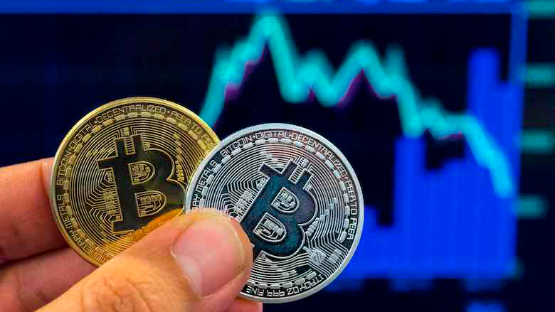 Politie: 'Slachtoffers van bitcoinfraude opnieuw opgelicht voor duizenden euro's'