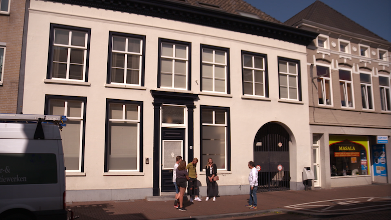 Geen sleutel en ook geen woning, zo ontdekten deze gedupeerden Geen sleutel en ook geen woning, zo ontdekten deze gedupeerden