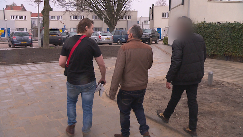 Blijkt het malafide bouwbedrijf Stadsbouwer uit Amsterdam een familieaangelegenheid te zijn?