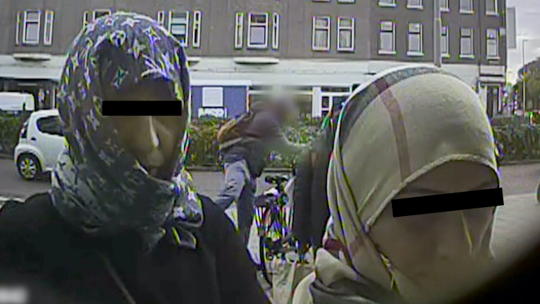Politie zoekt verdachten babbeltruc: hoogbejaarde inwoner Den Haag bestolen van pinpas én van € 6.000,-