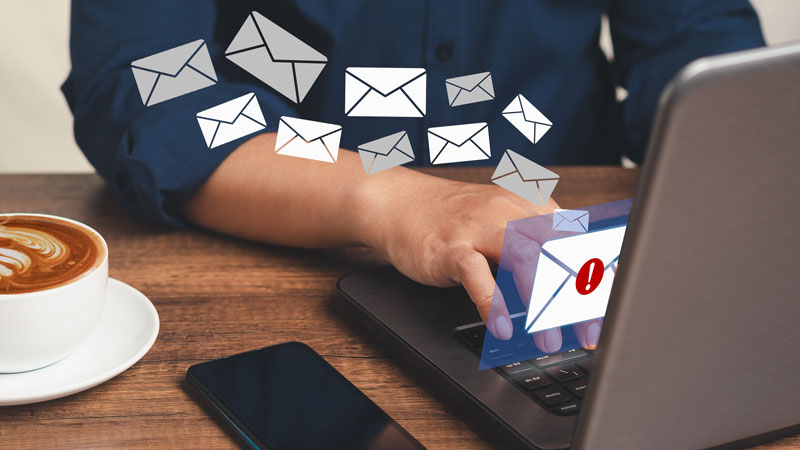 Het laatste nieuws: politie komt aan huis bij online oplichting, nieuwe vorm van vacaturefraude en meer nieuws