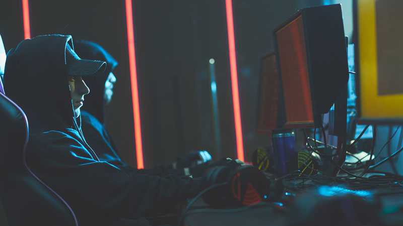 Zo gaat Europol online werving van jongeren door cybercriminelen tegen, dit kun je als ouder doen