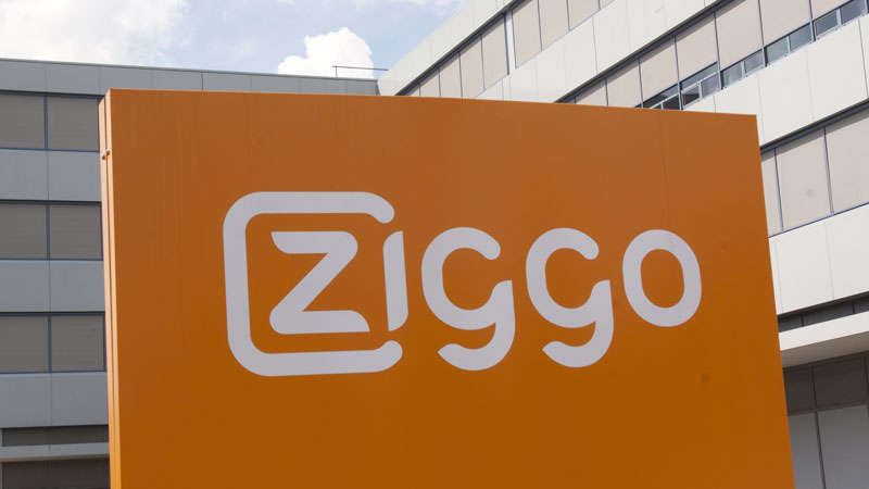 In deze valse Ziggo-mail dreigen oplichters dat jouw account zogenaamd na 24 uur wordt verwijderd